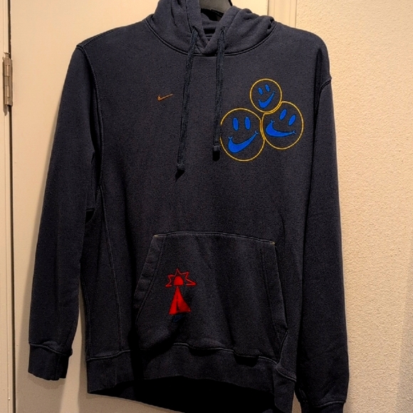 Nike Men's Navy Hoodie with Smiley Face Design. Limited edition. - Picture 1 of 4